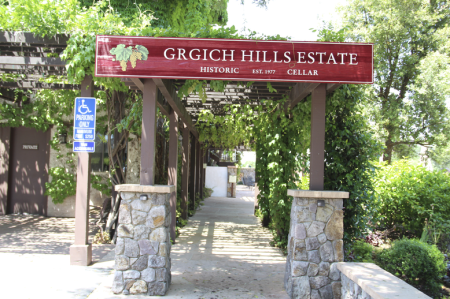 Entrada da famosa Grgich Hills Estate  